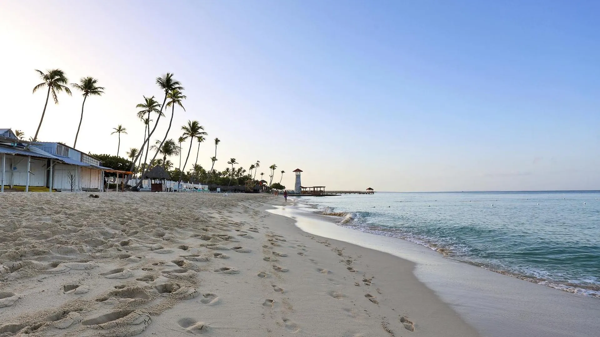 404-C Luxurious Apartment 5 Minutes From The Beach La Laguna