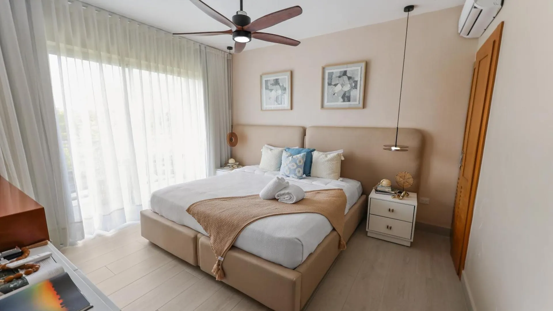 404-C Luxurious Apartment 5 Minutes From The Beach La Laguna