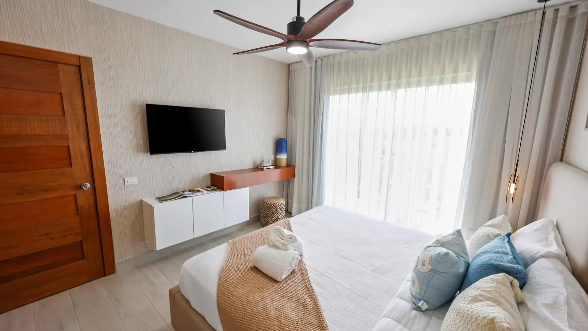 404-C Luxurious Apartment 5 Minutes From The Beach La Laguna Dominican Republic